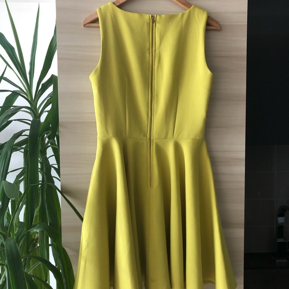 LIME GREEN DRESS - Picture 3 of 4